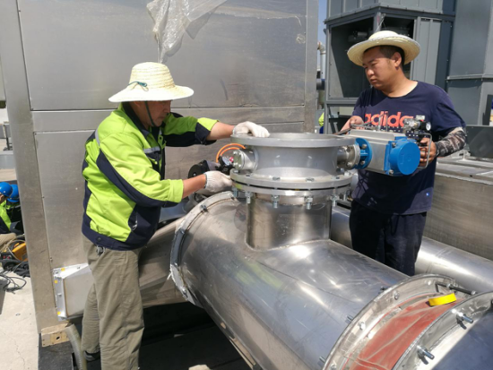 “烈日當(dāng)空，干活依然不放松”——記維珂瑞北京藥廠安裝現(xiàn)場